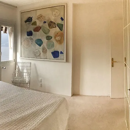 Cordelia 6 Apartment Luino